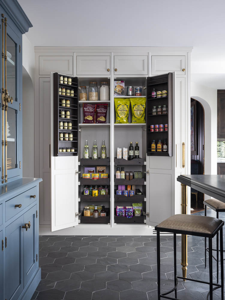 vertical pantry with shelves